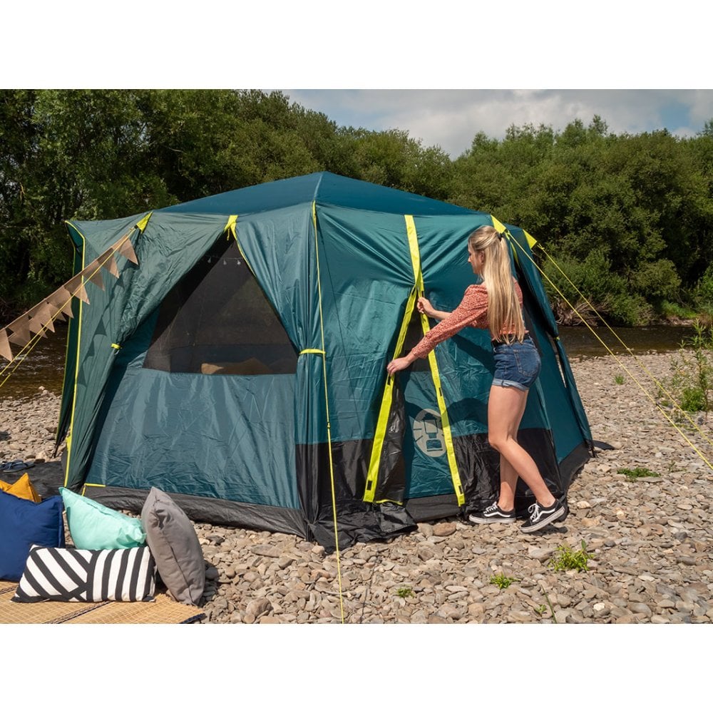 Cortes Octagon 8 Blackout Tent