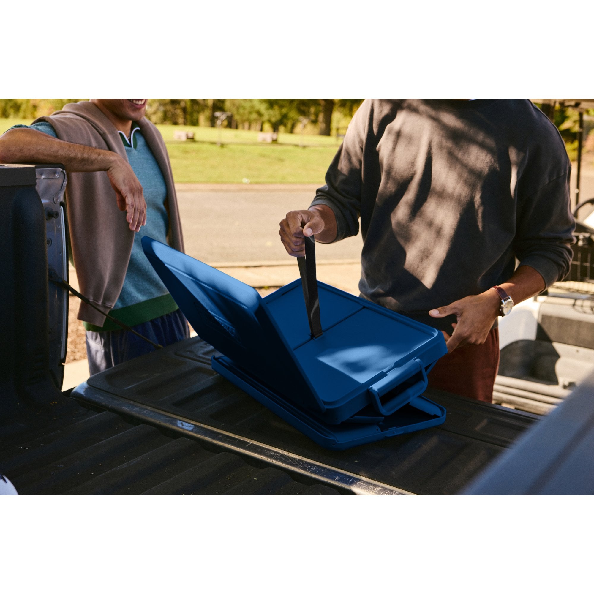 Snap ‘N Go Blue Sapphire 55QT Collapsible Cooler